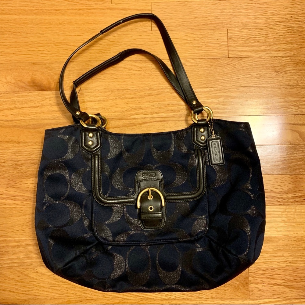 Excellent condition Coach Signature Handbag